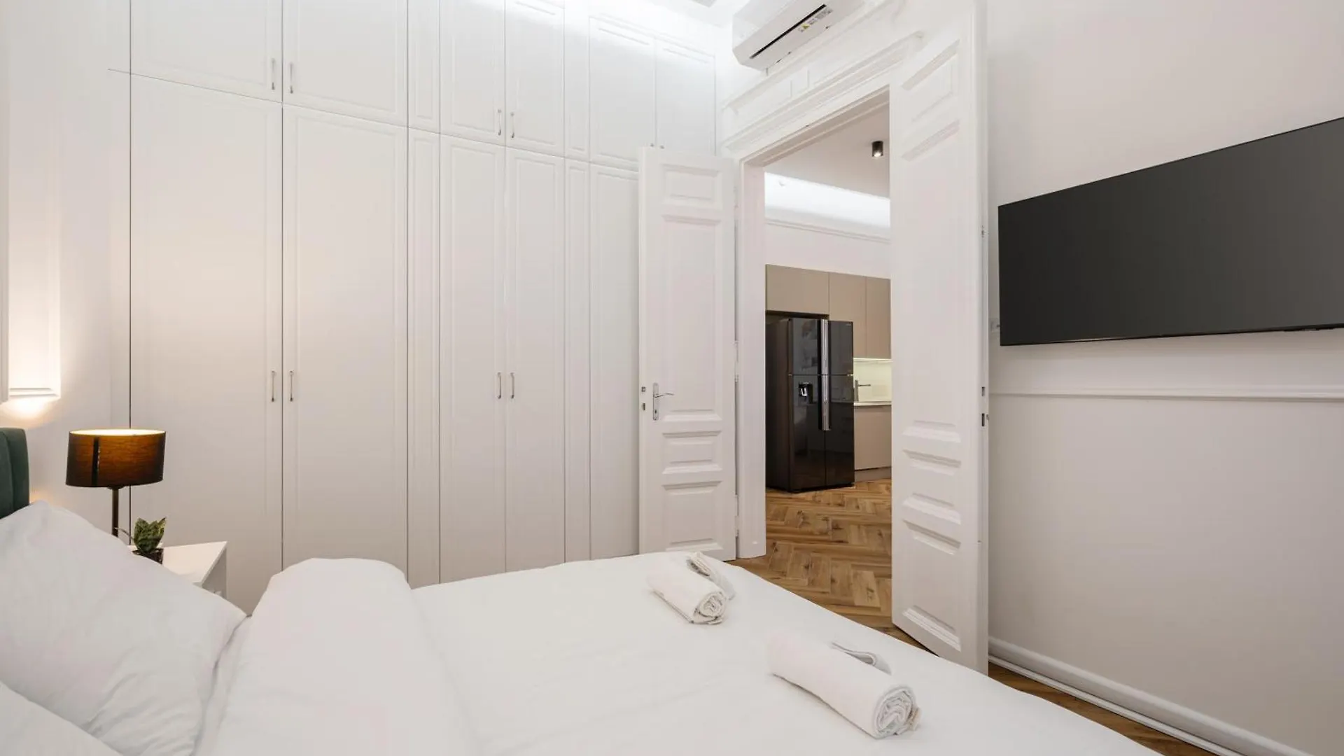 Lazar 16 - Budapest Royal Opera Suite, Best Location By Bqa Apartment