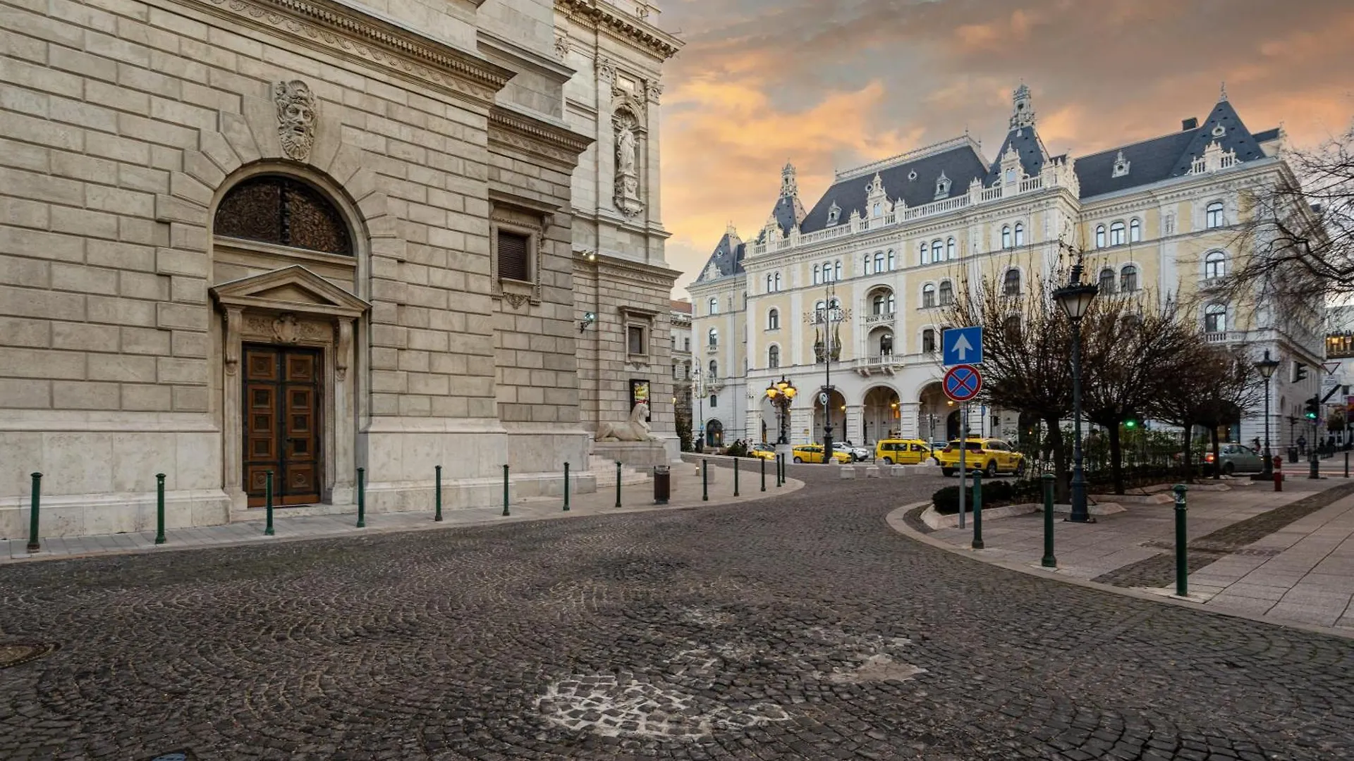 Apartment Lazar 16 - Budapest Royal Opera Suite, Best Location By Bqa